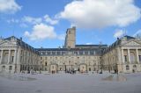 Herzogspalast in Dijon CCBYSA3.0 Provence13 at-wikimedia.commons
