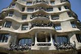 Casa_Mila_weit_CC0-at-pixabay