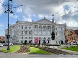 Theater Ioan Slavici  CCBY4.0 Turbojet@wikimedia.commons  Theater Ioan Slavici  CCBY4.0 Turbojet@wikimedia.commons